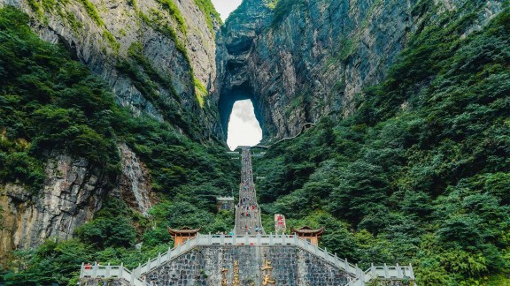 新型业务自助下单系统助力企业提升效率,KS平台成为热门选择